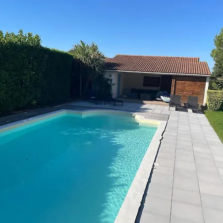 Villa Modern With Pool In Brives-sur-Charente