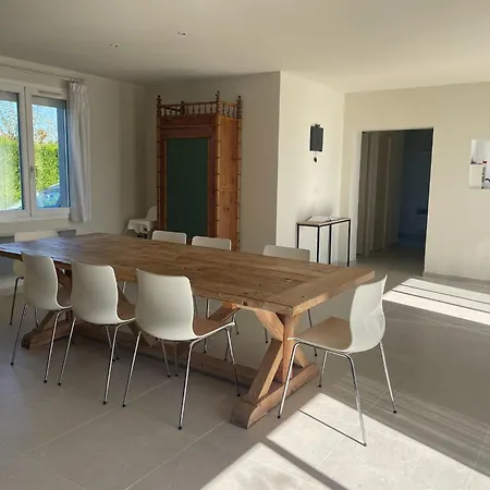 Villa Modern With Pool In Brives-sur-Charente